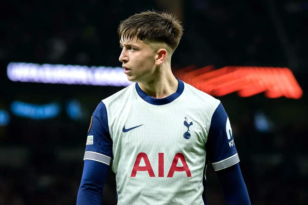 Tottenham Siap Lepas Wonderkid Mikey Moore, FC Köln Depan dalam Perburuan Peminjaman